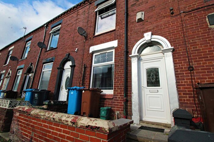 2 Bedroom Terraced House For Sale In Kelverlow Street, Oldham, OL4