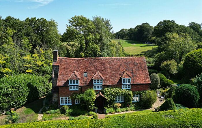 3 Bedroom Detached House For Sale In Hale House Lane, Churt, Farnham, GU10