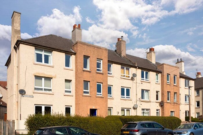 2 Bedroom Flat For Sale In Loganlea Drive, Edinburgh, EH7