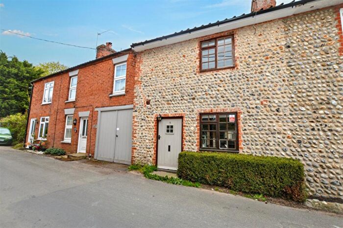2 Bedroom Cottage For Sale In Church Street, Southrepps, Norwich, NR11