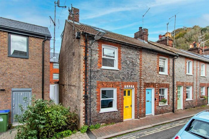 2 Bedroom End Of Terrace House To Rent In Thomas Street, Lewes, BN7