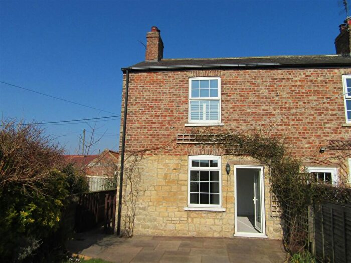 2 Bedroom End Of Terrace House To Rent In The Row, Hunsingore, Wetherby, LS22
