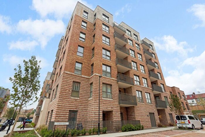 1 Bedroom Flat To Rent In Bloomsbury Avenue, London, N14