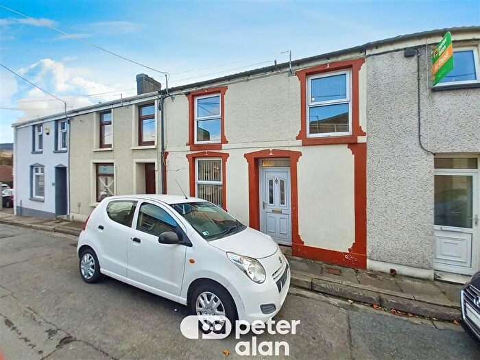 2 Bedroom Property To Rent In Meirion Street, Trecynon, Aberdare, CF44