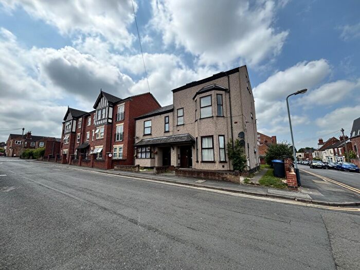 2 Bedroom Flat To Rent In Bath Street, Rugby, CV21
