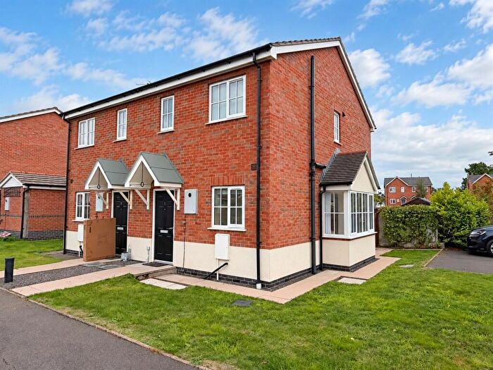 2 Bedroom Semi Detached House To Rent In Brookfield Close, Penley., LL13