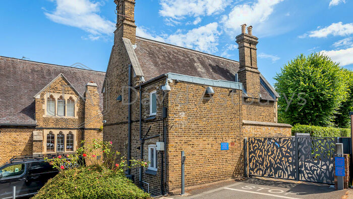 3 Bedroom Cottage To Rent In St Michaels Dwelling, Highgate, London, N6