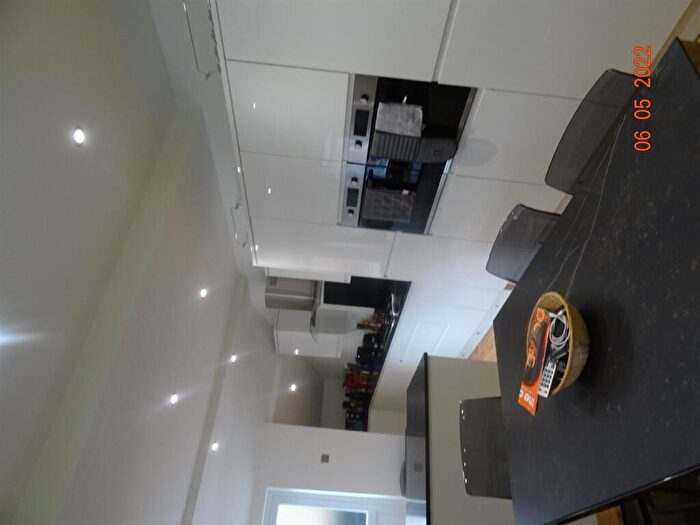 6 Bedroom Terraced House To Rent In Stannington Avenue, Heaton, NE6