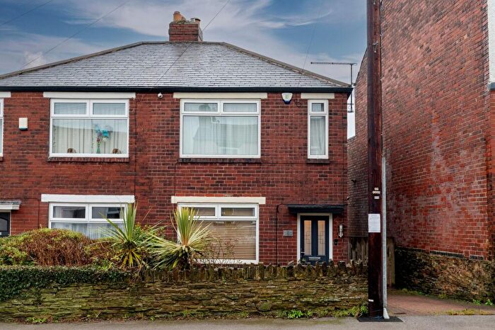2 Bedroom Semi-Detached House For Sale In Warminster Road, Sheffield, S8