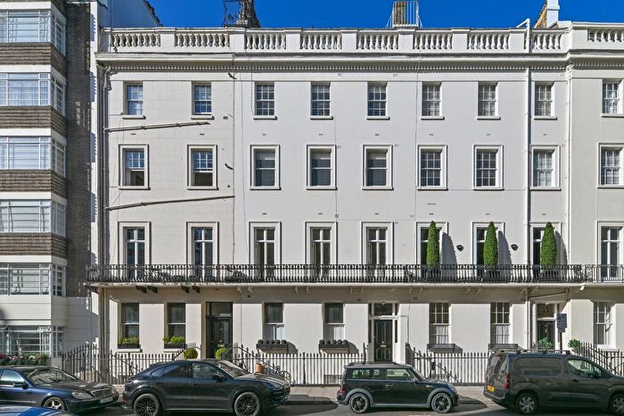 1 Bedroom Flat For Sale In Chesham Street, Belgravia, London, SW1X