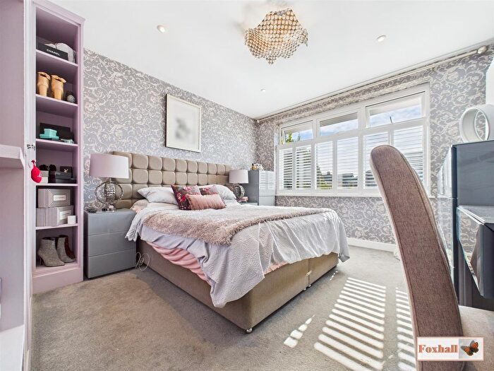 2 Bedroom Bungalow For Sale In Heathercroft Road, Ipswich, IP1