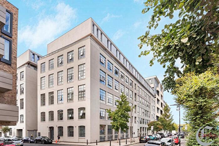 2 Bedroom Flat For Sale In Chatham Place, London, E9