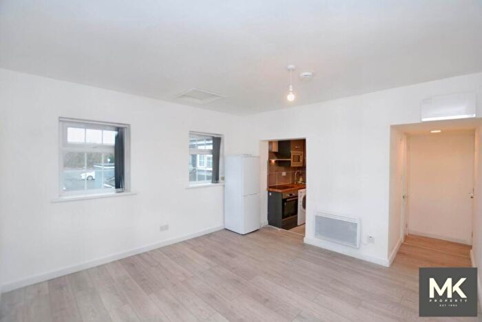 Studio To Rent In Station Road, Northampton, NN6