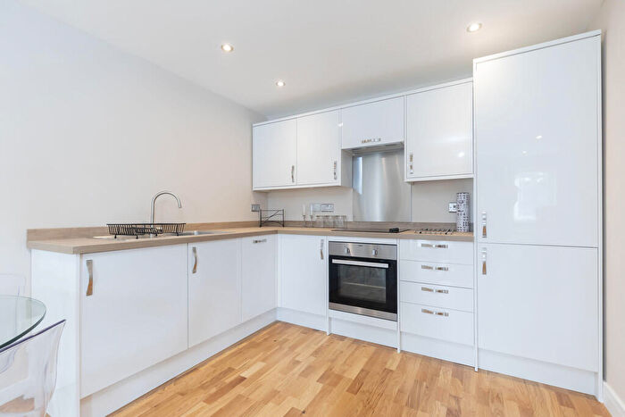 1 Bedroom Apartment To Rent In Victoria Road, Swindon, SN1