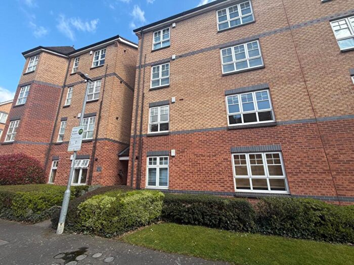 2 Bedroom Flat To Rent In Beckets View, Northampton, NN1