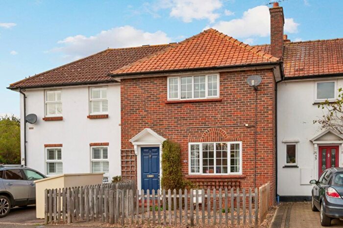 3 Bedroom Terraced House For Sale In Rodney Road, Walton-on-Thames, KT12