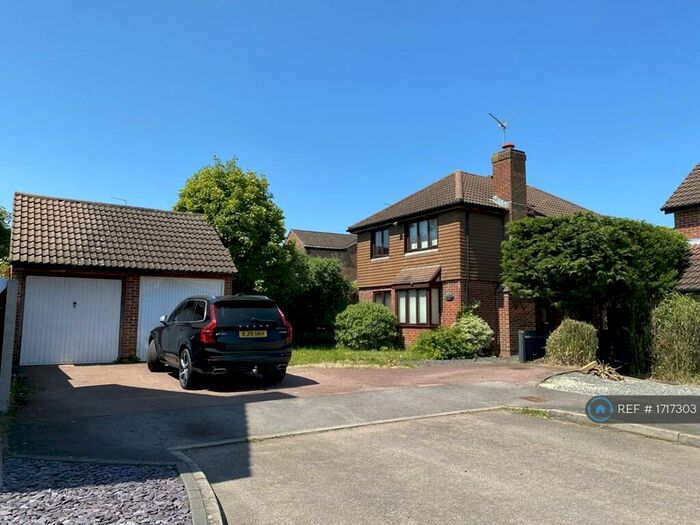 4 Bedroom Detached House To Rent In Mill Lane, Brackley, NN13