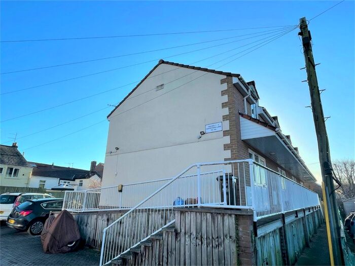 2 Bedroom End Of Terrace House To Rent In North Town Lane, Wood Street, Taunton TA1