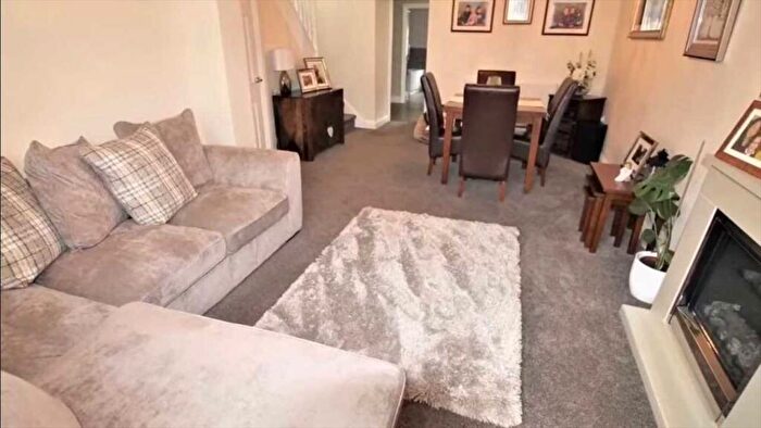 3 Bedroom Terraced House For Sale In South Street, Porth, CF39