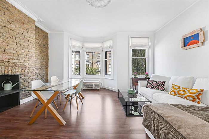 1 Bedroom Flat For Sale In Hormead Road, London, W9