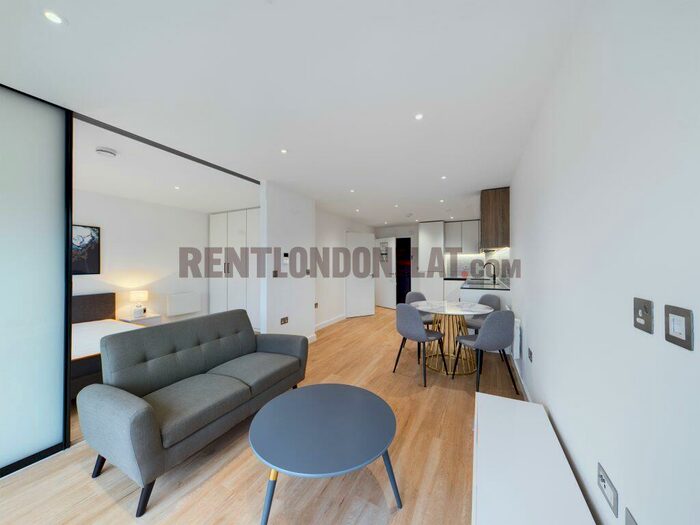1 Bedroom Flat To Rent In East Drive, Colindale, &#; Studio Flat, NW9