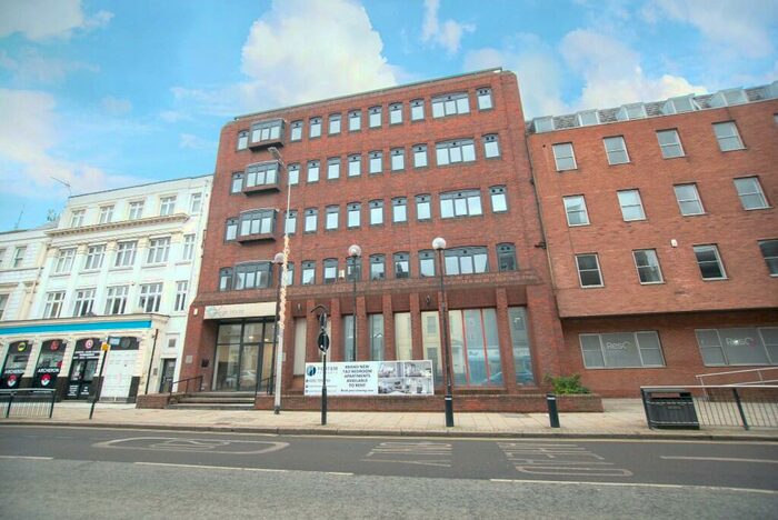 1 Bedroom Apartment To Rent In George Street, Hull, East Riding Of Yorkshire, HU1
