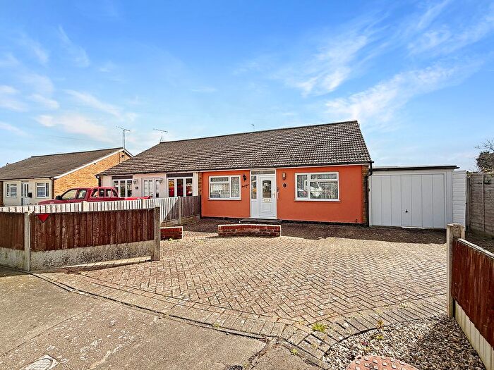 3 Bedroom Semi-Detached Bungalow For Sale In Ash Road, Alresford, Colchester, CO7