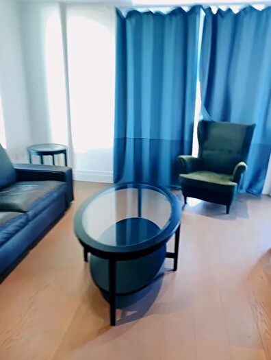 2 Bedroom Flat To Rent In Queenshurst Square, London, KT2