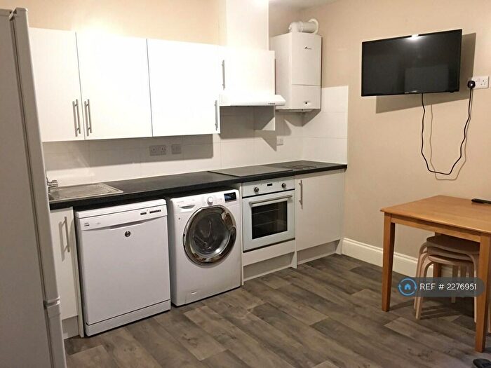 3 Bedroom Flat To Rent In Marsh Street, Bristol, BS1