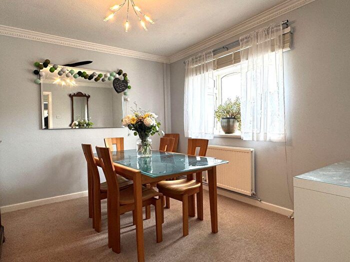 4 Bedroom Detached House For Sale In Gover Close, Ridge, Wareham, BH20 - Photo 5