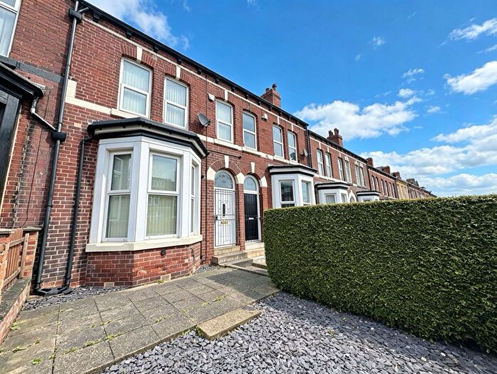 5 Bedroom Terraced House To Rent In Beeston Road, Beeston, Leeds, LS11