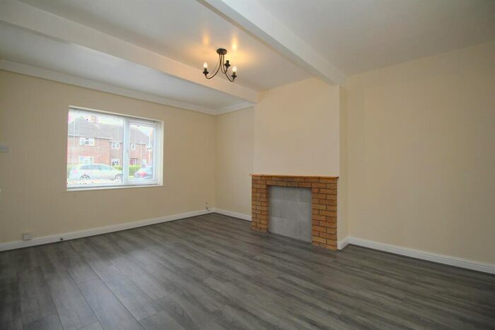 3 Bedroom Terraced House To Rent In Shelthorpe Road, Loughborough, LE11