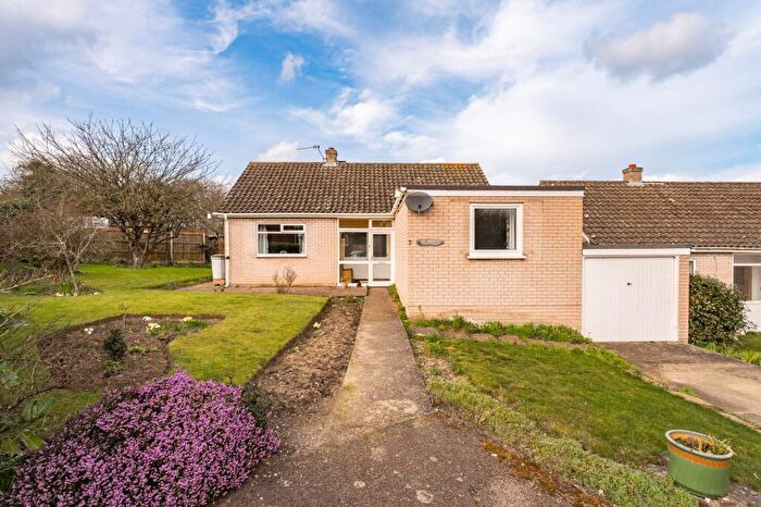 3 Bedroom Detached Bungalow For Sale In Hillside Close, Swardeston, NR14