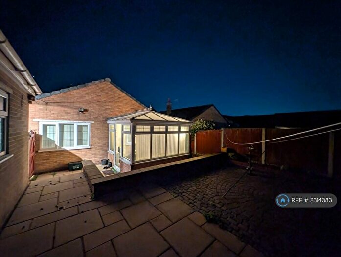 2 Bedroom Bungalow To Rent In Mere Lane, Armthorpe, Doncaster, DN3