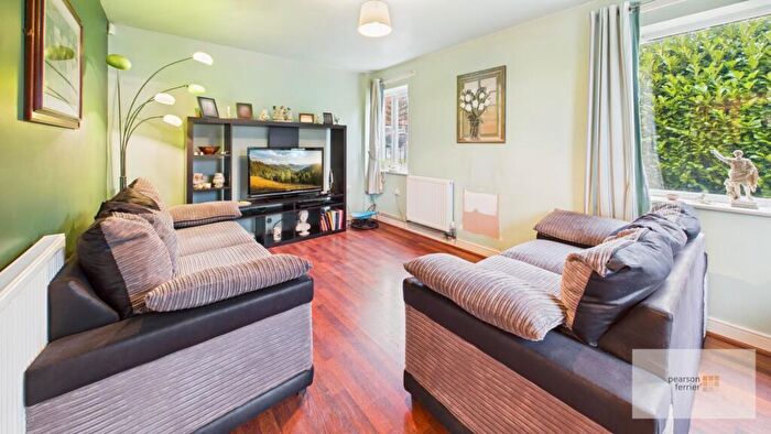 3 Bedroom Semi Detached House For Sale In Willow Street, Bury, BL9