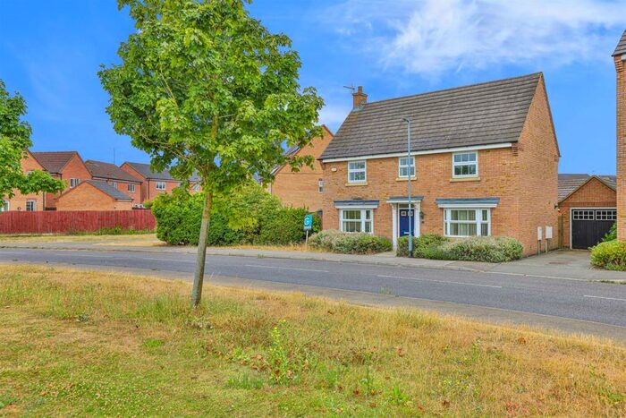 4 Bedroom Detached House To Rent In Dunnock Road, Corby, NN18