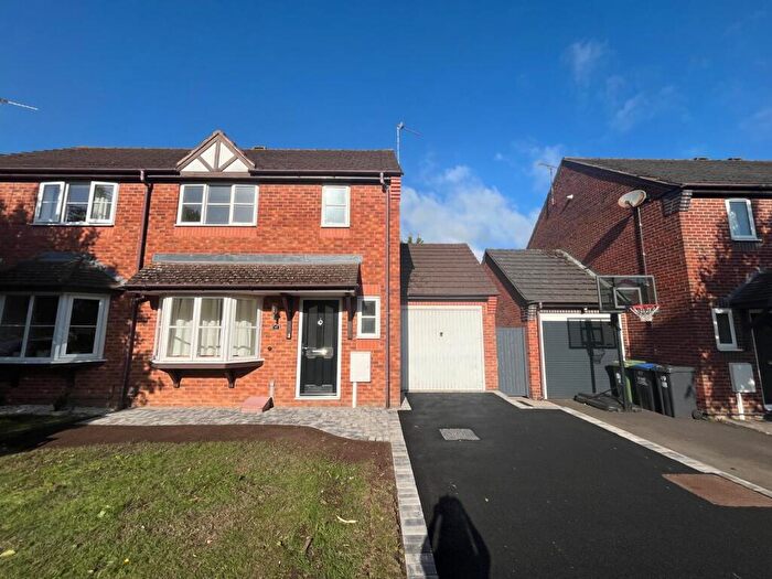 3 Bedroom House To Rent In Weilerswist Drive, Whitnash, Leamington Spa, CV31