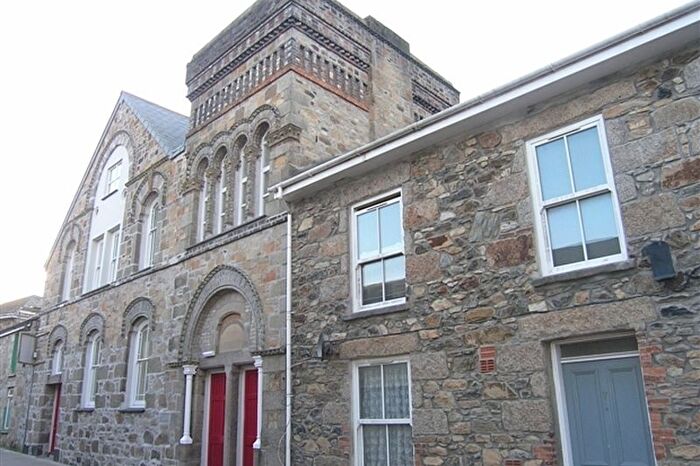 1 Bedroom Flat To Rent In Plen An Varghas, Rosewarne Road, Camborne, TR14