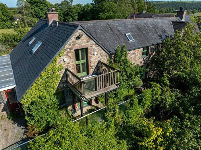 4 Bedroom Detached House For Sale In Llechryd, Cardigan, SA43