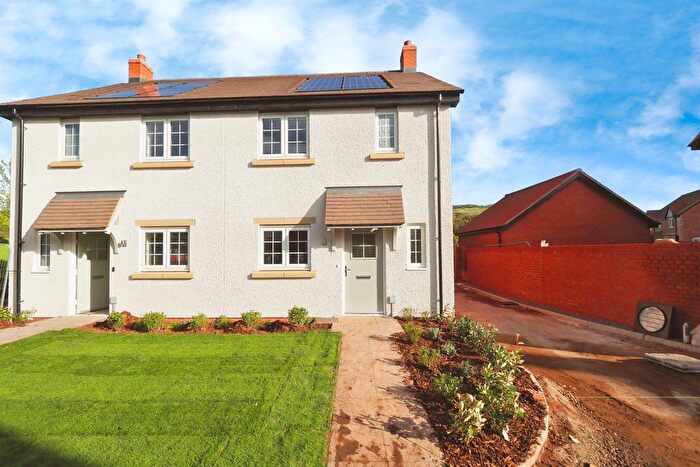 2 Bedroom Semi Detached House For Sale In Ashby Road, Breedon-On-The-Hill, Derby, DE73