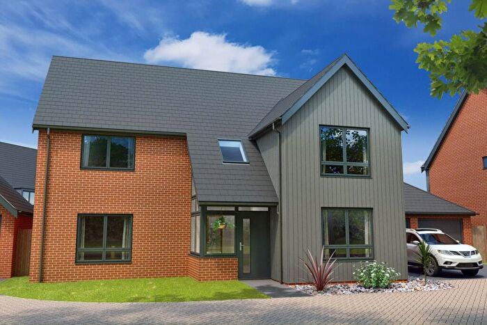 4 Bedroom Detached House For Sale In Brooke Meadow Way, Ponsonby Way, Poringland, Norfolk, NR14