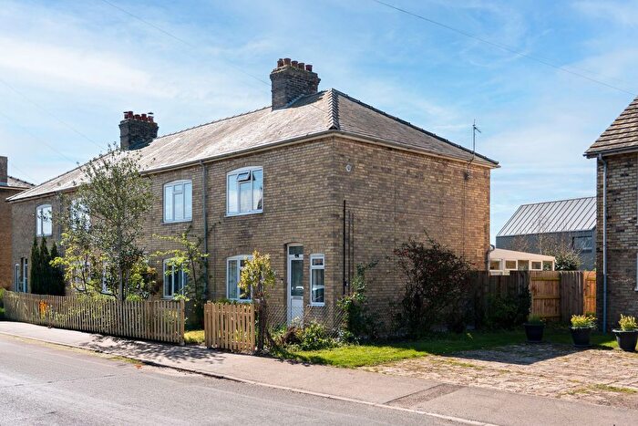 3 Bedroom Semi Detached House For Sale In High Street, Landbeach, CB25