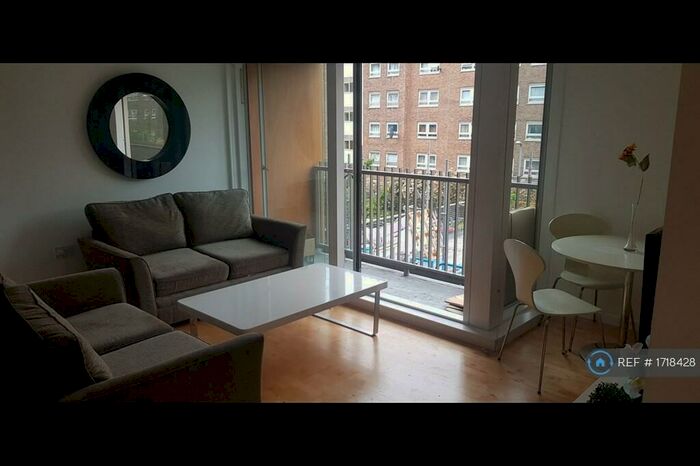 2 Bedroom Flat To Rent In The Avenue, Leeds, LS9