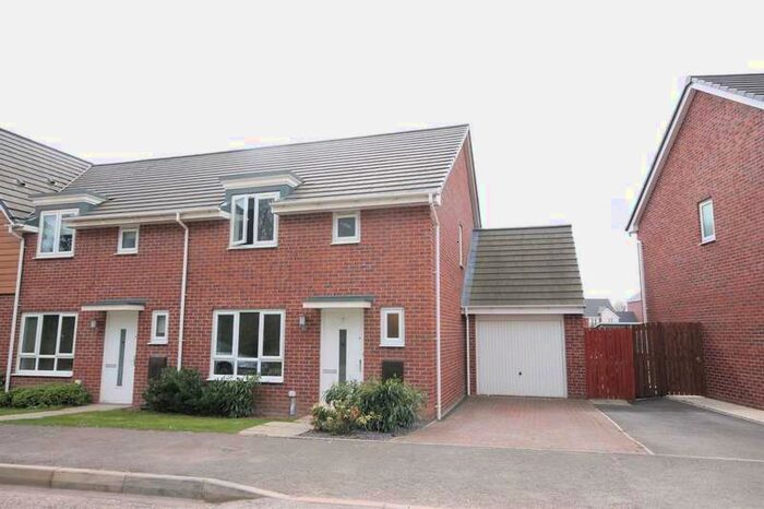 3 Bedroom Terraced House To Rent In 7 Barmston Road, NE38