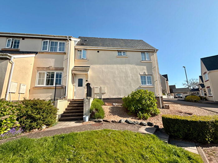 3 Bedroom Semi-Detached House For Sale In Cornlands, Sampford Peverell, Tiverton, EX16