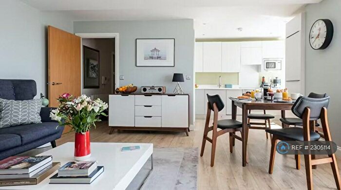 2 Bedroom Flat To Rent In Mitre House, Brighton, BN1