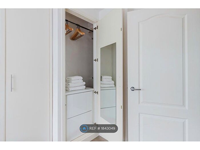 1 Bedroom Flat To Rent In Fitzroy Street, London, W1T