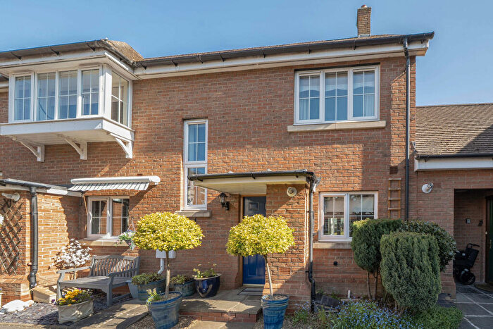 2 Bedroom Retirement Property For Sale In Napton Court, Lime Tree Village, Rugby, CV22