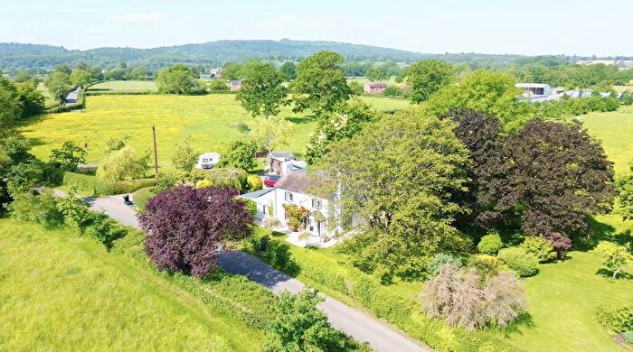 3 Bedroom Cottage For Sale In Taynton, GL19