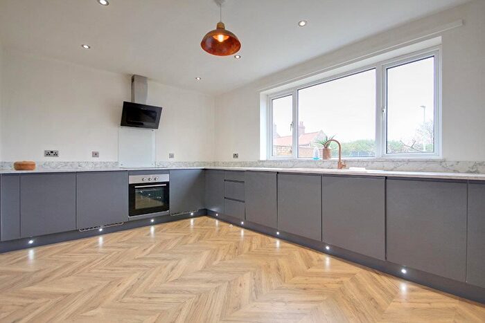 3 Bedroom Property To Rent In East Street, Leven, Beverley, HU17